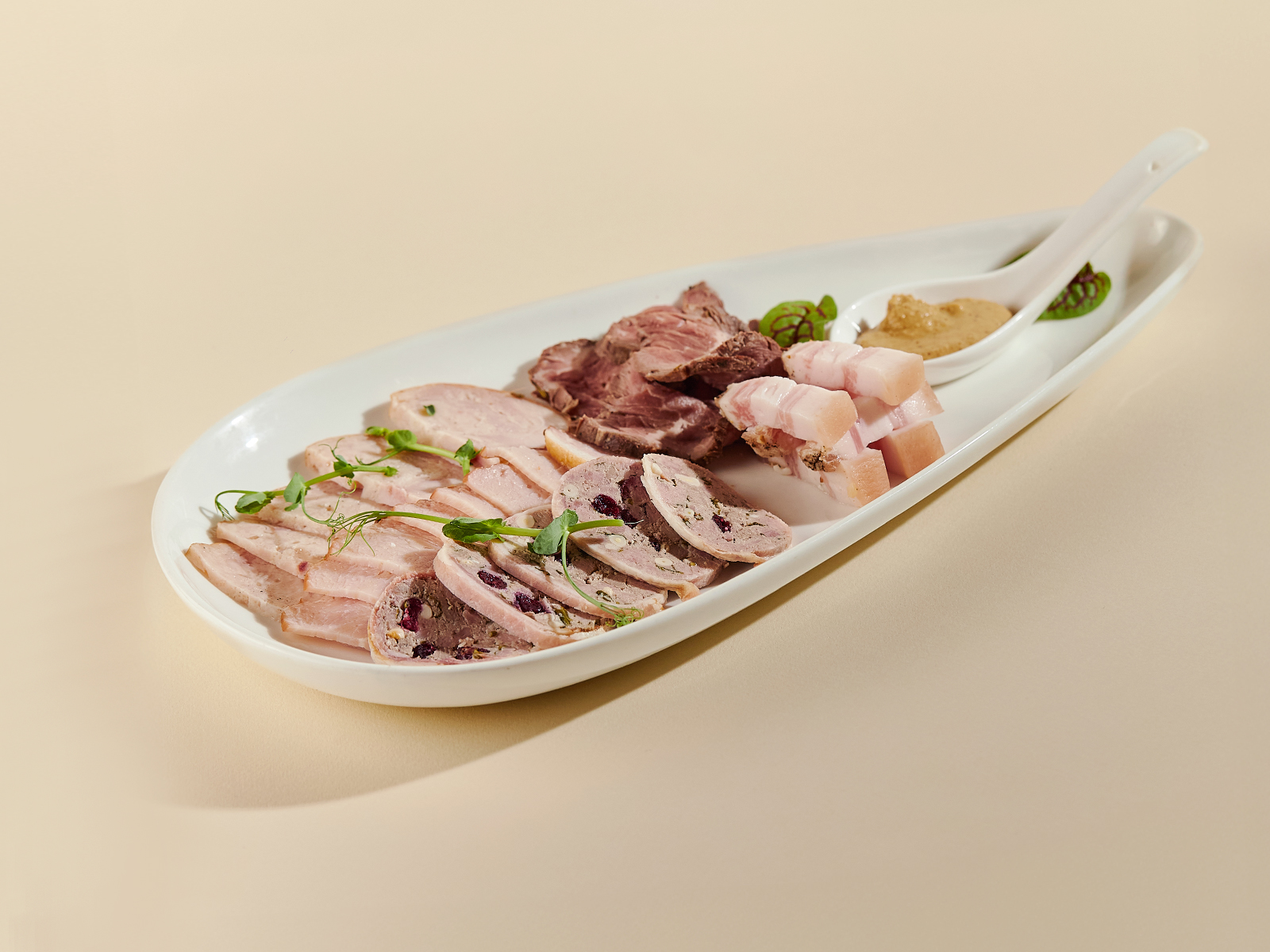 Мясное ассорти